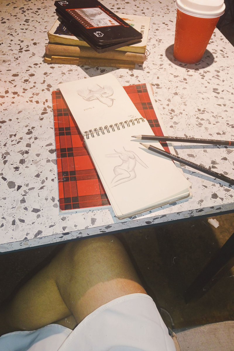 What do u think about the universe? Do u know how money works? And do u believe in new souls and old souls? I'm thinking about some of these things.
F here, Looking for new friends, maybe someone who wants to meet and learn or do something together.

Leave a comment, and make