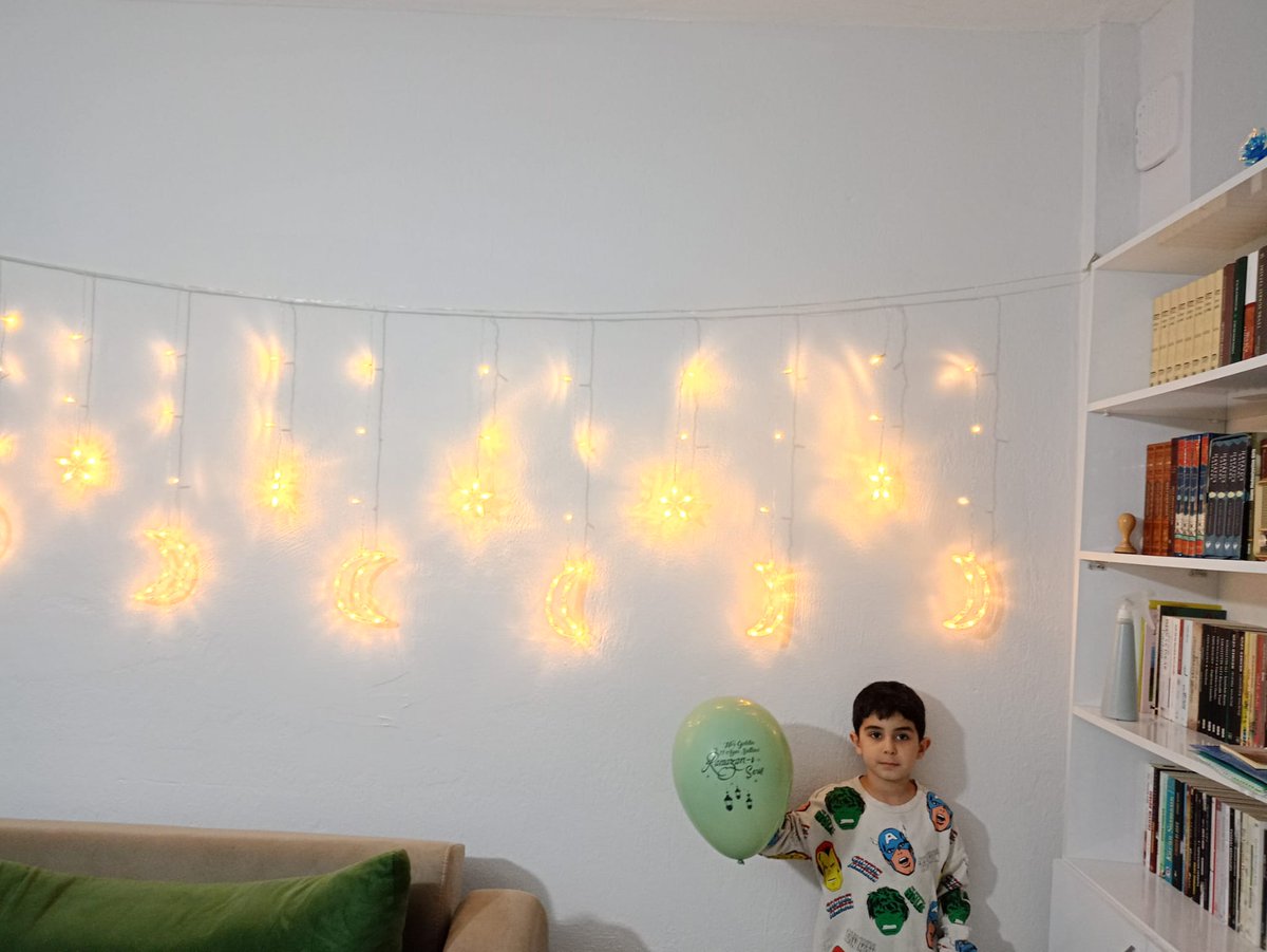 RamazanRuhunu Yaşat
#RamazanRuhunuYaşat

Evlerimizde çocuklarımıza Ramazanı yaşatmak, her aile için yükümlülüktür 
Çocuklarımız geleceğin nesilleri, şanlı ümmetin şanlı sancağını taşıyacaklar inşallah 
Ramazanla dirilen nesil..