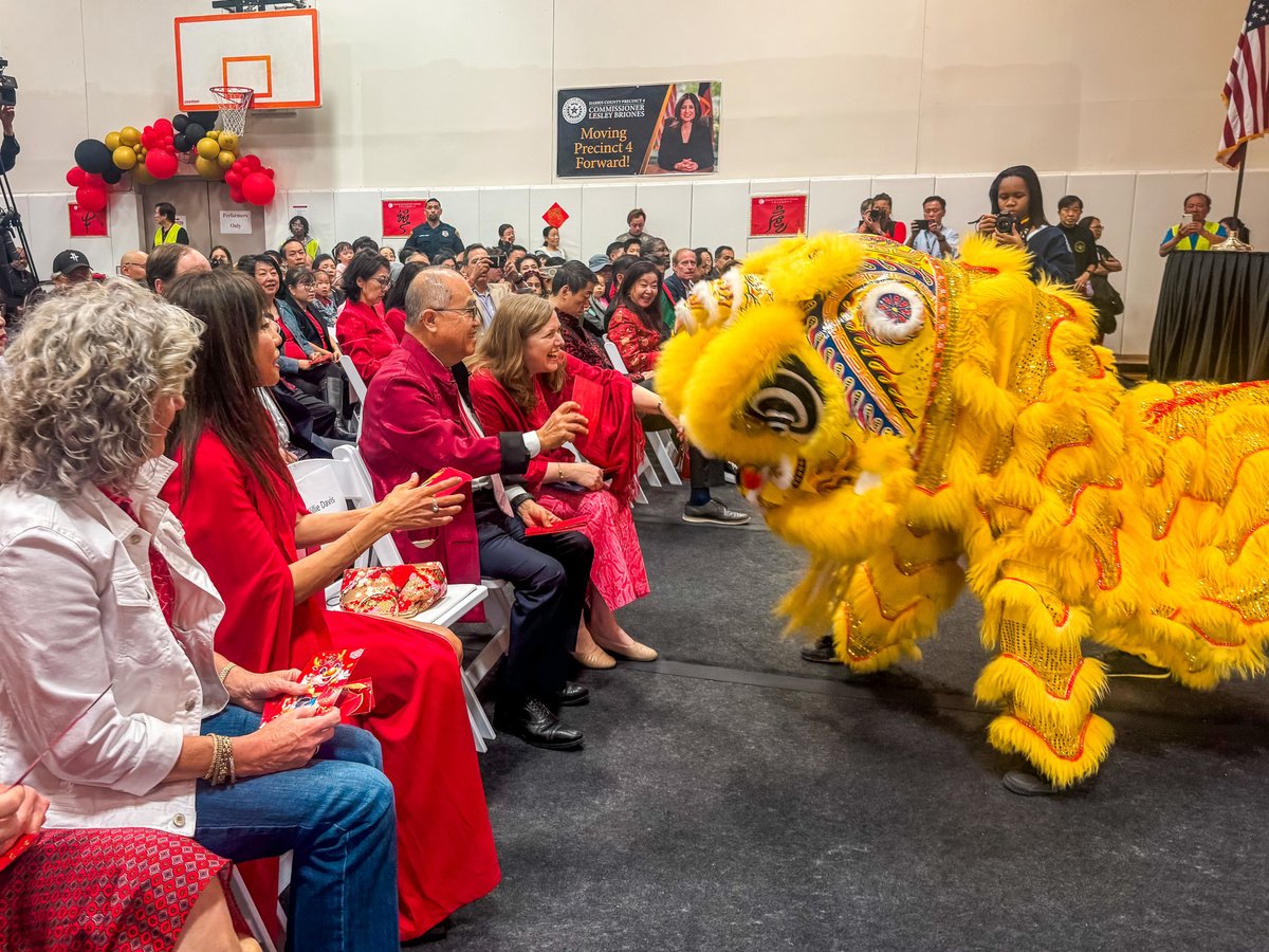 RepFletcher's tweet image. Great to kick off the Year of the Fire Horse with our #TX07 neighbors at the Chinese Community Center! 🐎 Happy Lunar New Year!