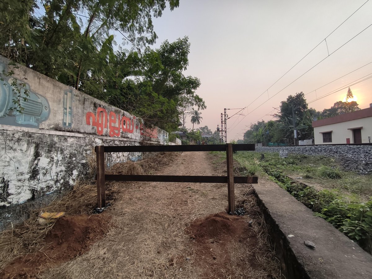 SujithMS's tweet photo. @PMOIndia @RailMinIndia  Urgent intervention needed! Railway authorities in Kottayam closed our only access path today without notice. My 79 yo parents are trapped with NO ambulance/emergency access. This is a threat to life Please help. 🆘 #IndianRailways #SeniorCitizen #Kerala https://t.co/PqbwPuy9qz