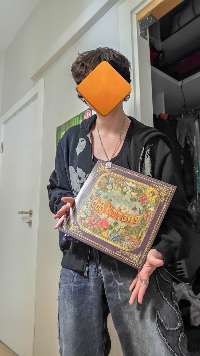 star ⭐ tweet media