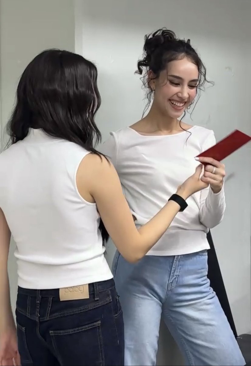 คนไม่มีแฟนเค้าจับซองอั่งเปากันยังไงคะ 🫣