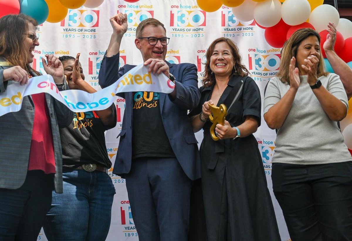 UIC News tweet media