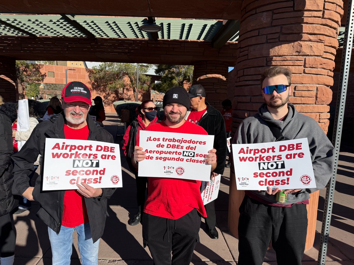 Culinary226's tweet photo. Workers at the DBE concessionaires at @LASAirport are fighting for a new contract that secures a better future for their families. – @TedP226

Watch public comment live: https://t.co/RDRKUFL9p2
#ContractNow https://t.co/G4HCXQGtWM