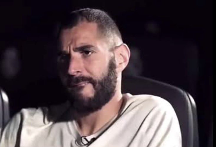 🧔🏻: Isma tu te prends 1k gold a 15 minutes par ton opposant tu penses quoi de ta perf ?

👨🏻‍🦱: combien de KP a 15 minutes ?