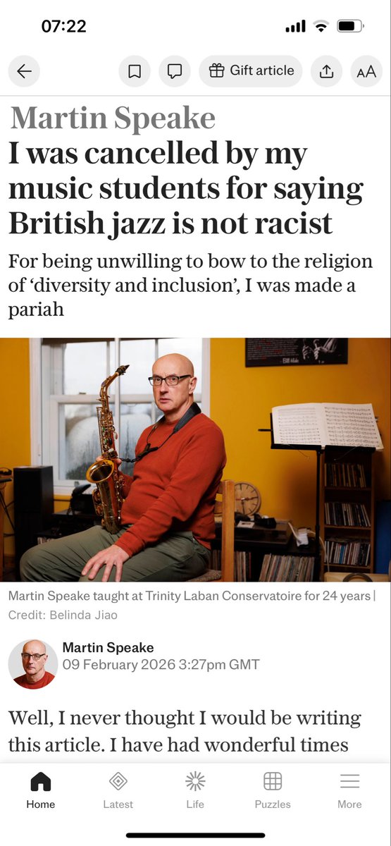 Rosie Kay tweet media