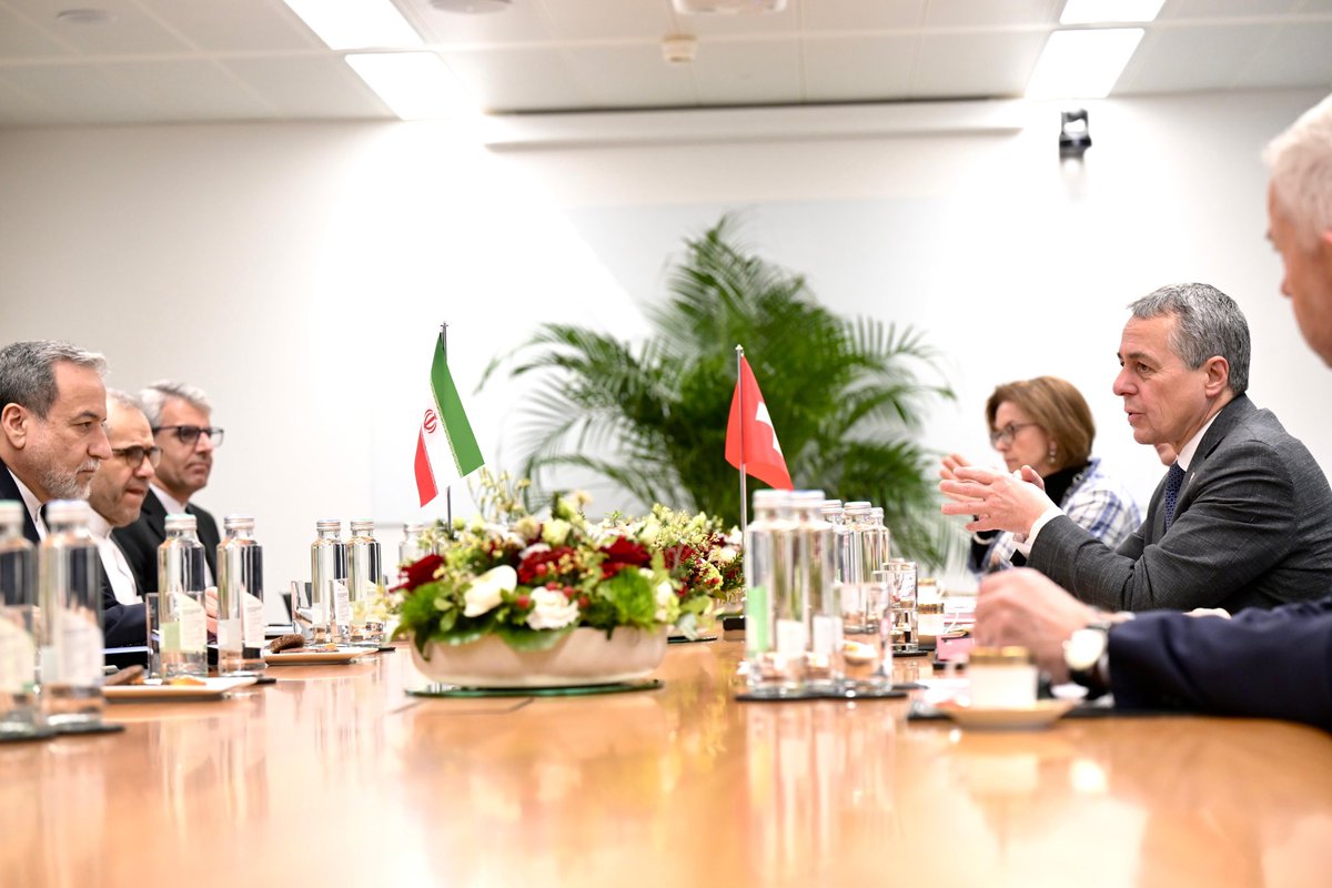 ignaziocassis's tweet photo. #Iran | I spoke today with Iranian Foreign Minister Abbas Araghchi. We discussed the talks between Iran and the United States held today in Geneva, hosted by Oman, described as good and constructive. I welcome the prospect of further rounds, as continued dialogue is an important step towards de-escalation in the region.
We also addressed the numerous arrests and deaths in connection with the protests in Iran at the beginning of the year. While acknowledging differing views on this matter, I emphasized the importance of protecting the civilian population from all forms of violence and upholding fundamental rights and freedoms.
