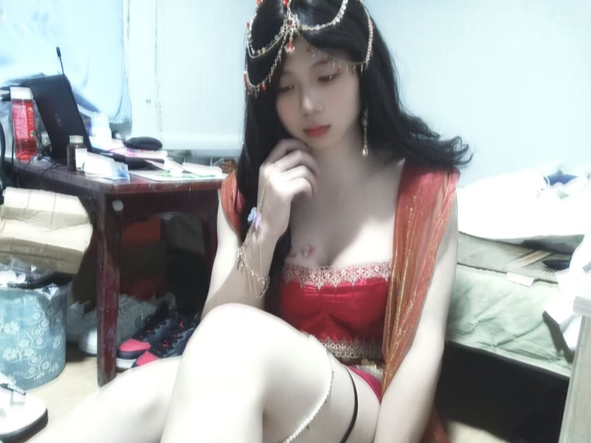 SWarship78266's tweet photo. エストラジオール、エストラジオール、大好きだよ #男娘 #男の娘 #cdts
#Transformers https://t.co/gOlYBPgu3Y