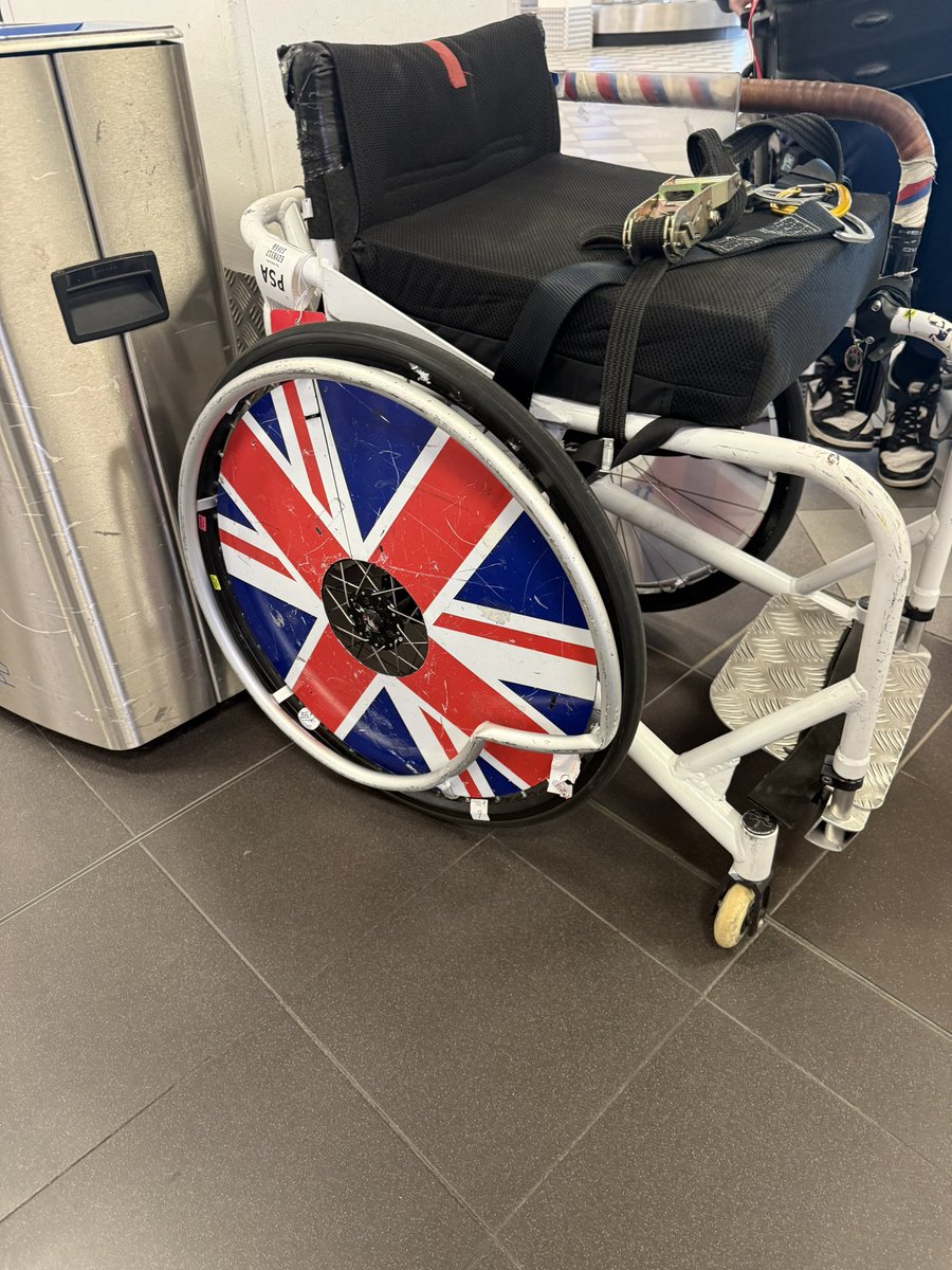 oliverlamwatson's tweet photo. When I said please take care of my chair , this isn’t what I meant @easyJet … 🤦🏻‍♂️ 

#disability #Sports https://t.co/KO049avFd7