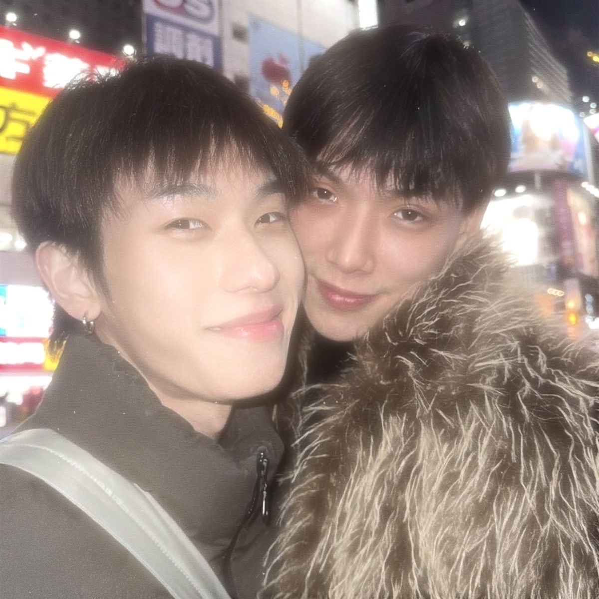 soy heterosexual y ellos son mis parejas favoritas (mención especial a shse y firstkhao) 💘