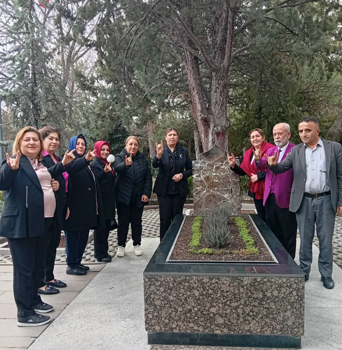 YOLUMUZ TURAN, HEDEFİMİZ KIZILELMA…

"Evlatlarım; yağmuru anlatmayın, yağmur olun, Türklüğün üstüne rahmetle yağın..."

Başbuğ Alparslan TÜRKEŞ

Rahmet, Minnet ve saygıyla anıyoruz...