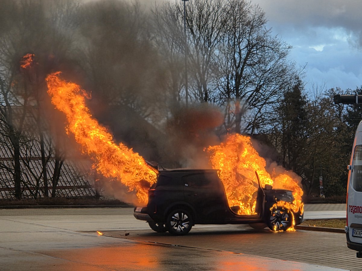 Dan Pugsley tweet media