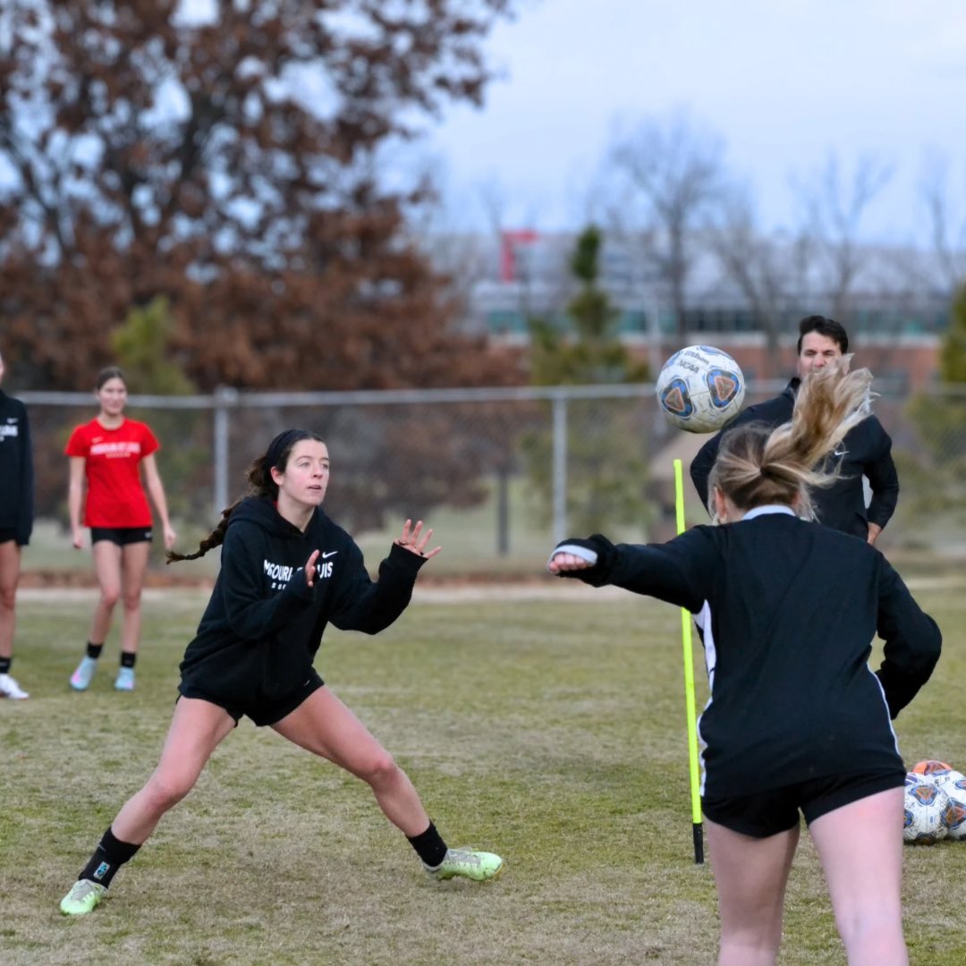 UMSL Women's Soccer tweet media