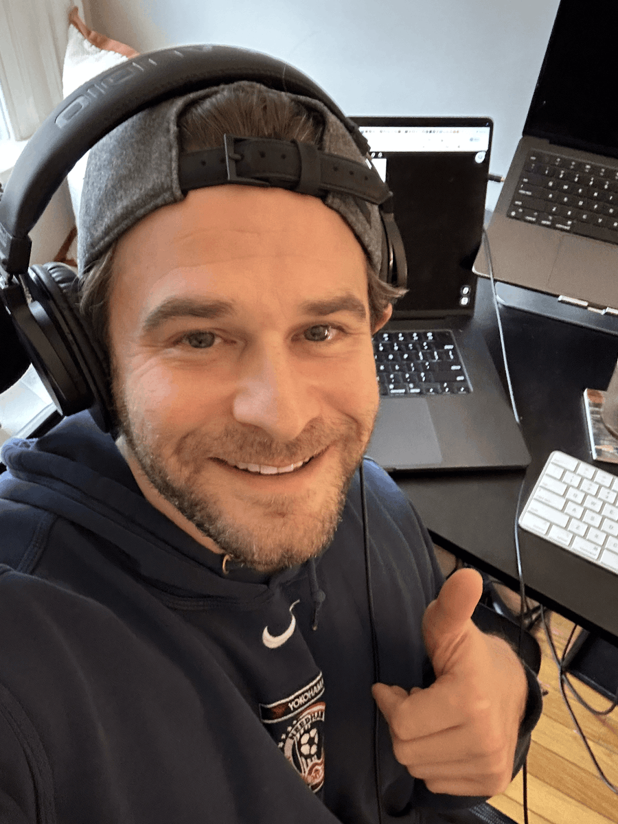 We did it 1300 followers 🚀

100 followers in 6 days! 🥂

How'd i do it? <a href="/robj3d3/">Rob Hallam</a> and <a href="/tibo_maker/">Tibo</a> <a href="/superx_so/">SuperX</a> !
Planning content in SuperX, scheduling in SuperX, and replying and crafting engaging content!

Also launched IdeaVerify 3.0! And i'm loving it!

Started 2 new projects
