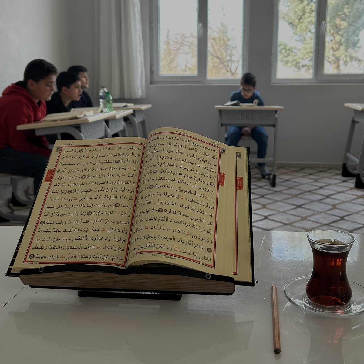 srvtagar's tweet photo. odak ramazan ayında https://t.co/fmFeVbsw9f