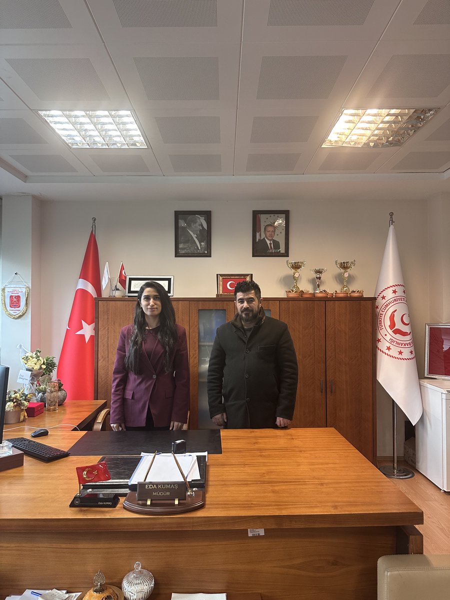 Aile ve Sosyal Politikalar Bakanlığımız Maltepe Hizmet Müdürü Sayın Eda Kumaş hanımı ziyaret ederek istişarelerde bulunduk ⁦<a href="/Behadir/">Serkan Bahadir</a>⁩ ⁦<a href="/aslanyus/">Yusuf Aslan</a>⁩ ⁦<a href="/abdullahozdemir/">Abdullah Özdemir</a>⁩