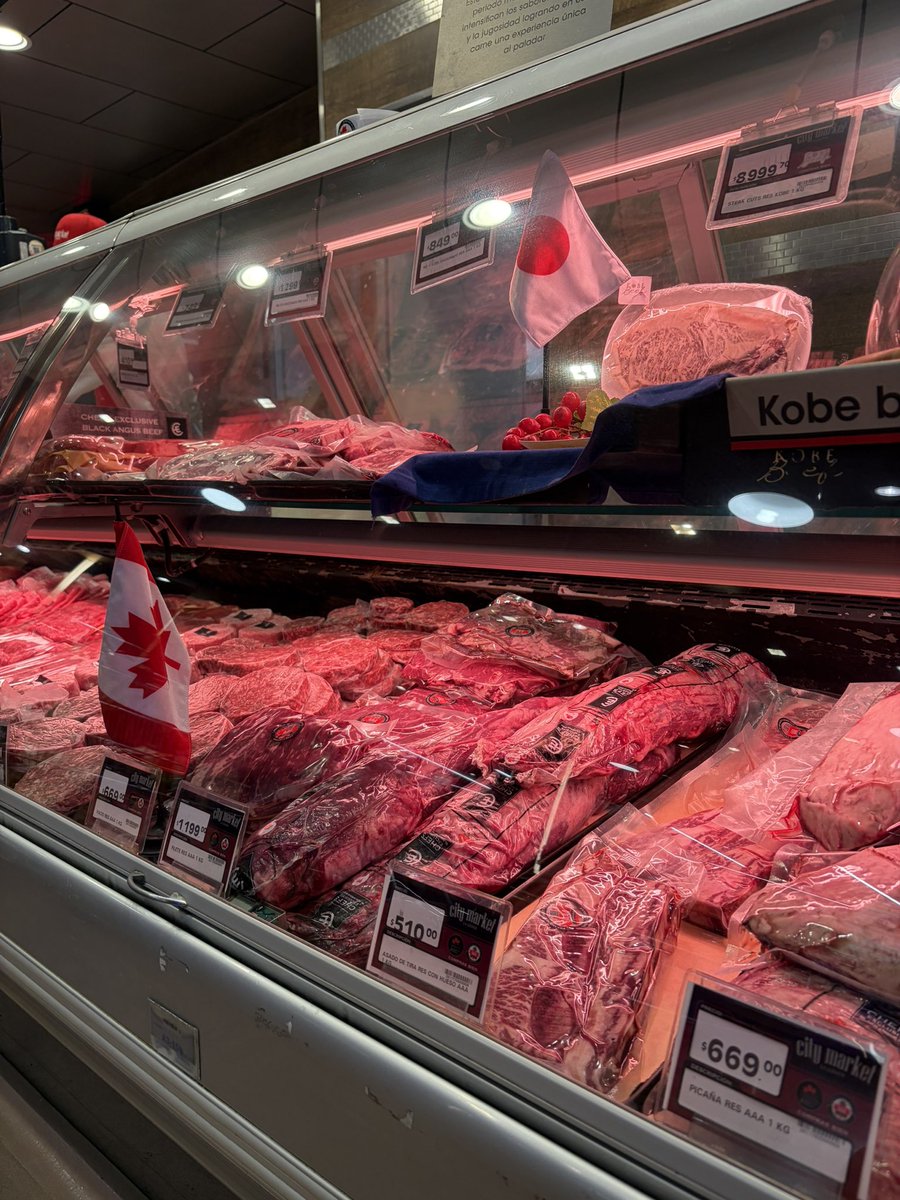 Kyle Larkin tweet media