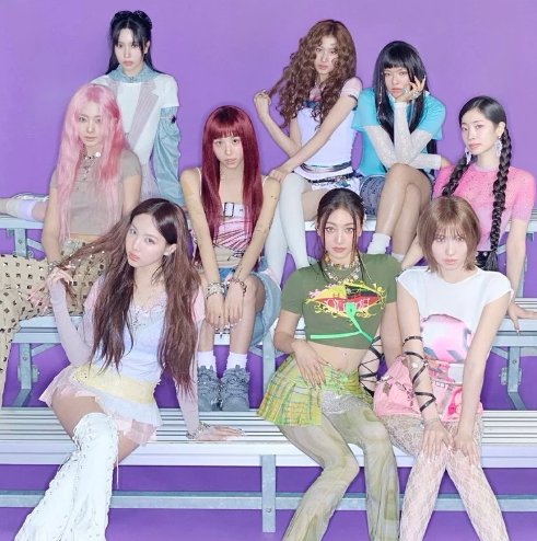 TheePopCore's tweet image. TWICE is set to perform on February 23rd on The Tonight Show Starring Jimmy Fallon.