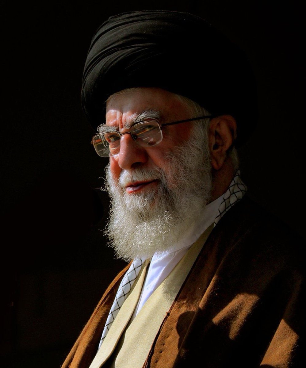 Ashrafpoor's tweet photo. عملیات روانی چند لایه #رهبر_انقلاب در سخنرانی امروز 
بازگرداندن ترس به دشمن
ایجاد موازنه ی وحشت
تزریق اعتماد نفس،و روحیه به مذاکره کنندگان
#حکیم_ذوالفنون 
#جانم_فدای_رهبر     #ایران_قوی https://t.co/YmuexZM1uO