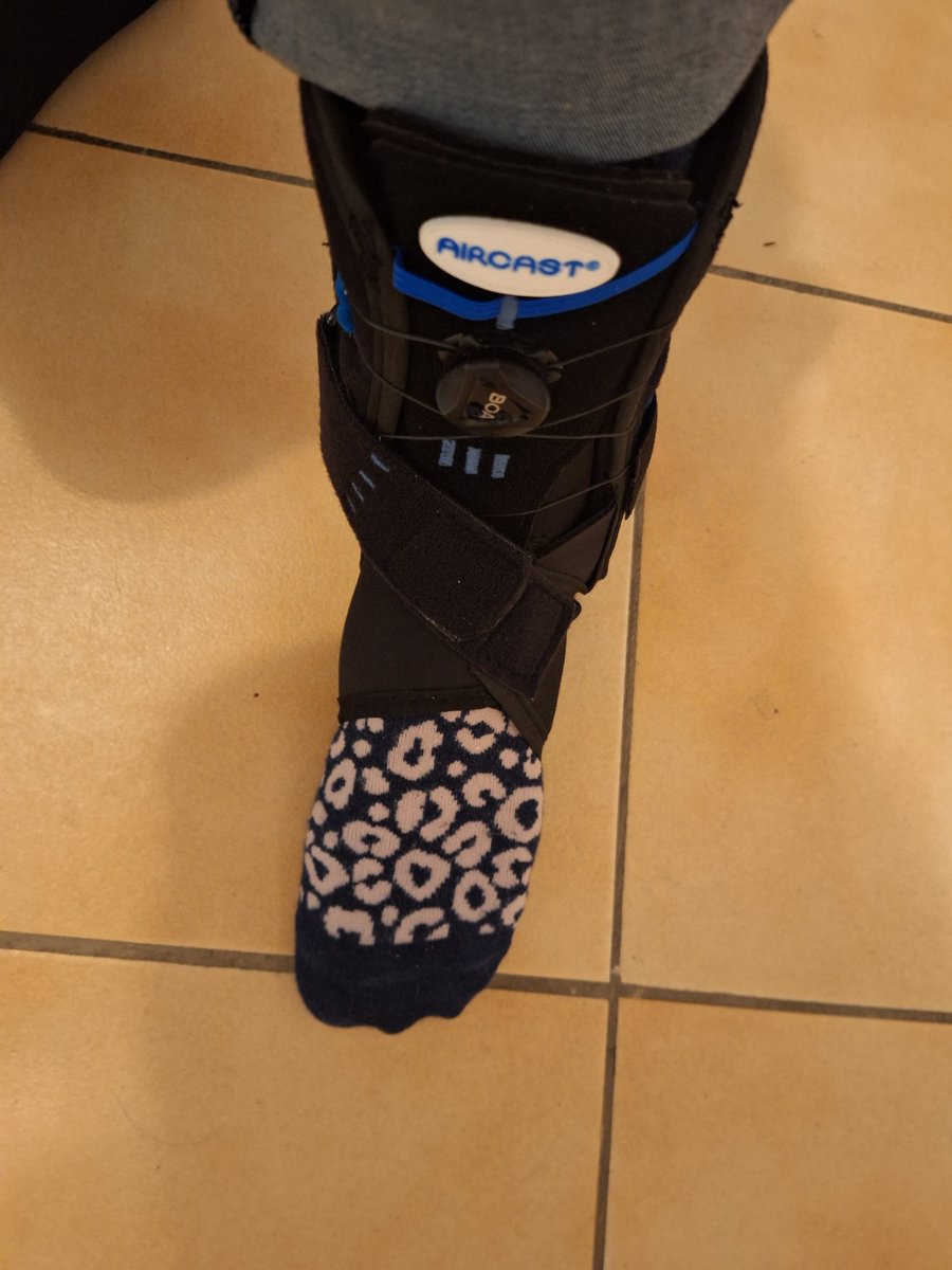 Florence D. tweet media