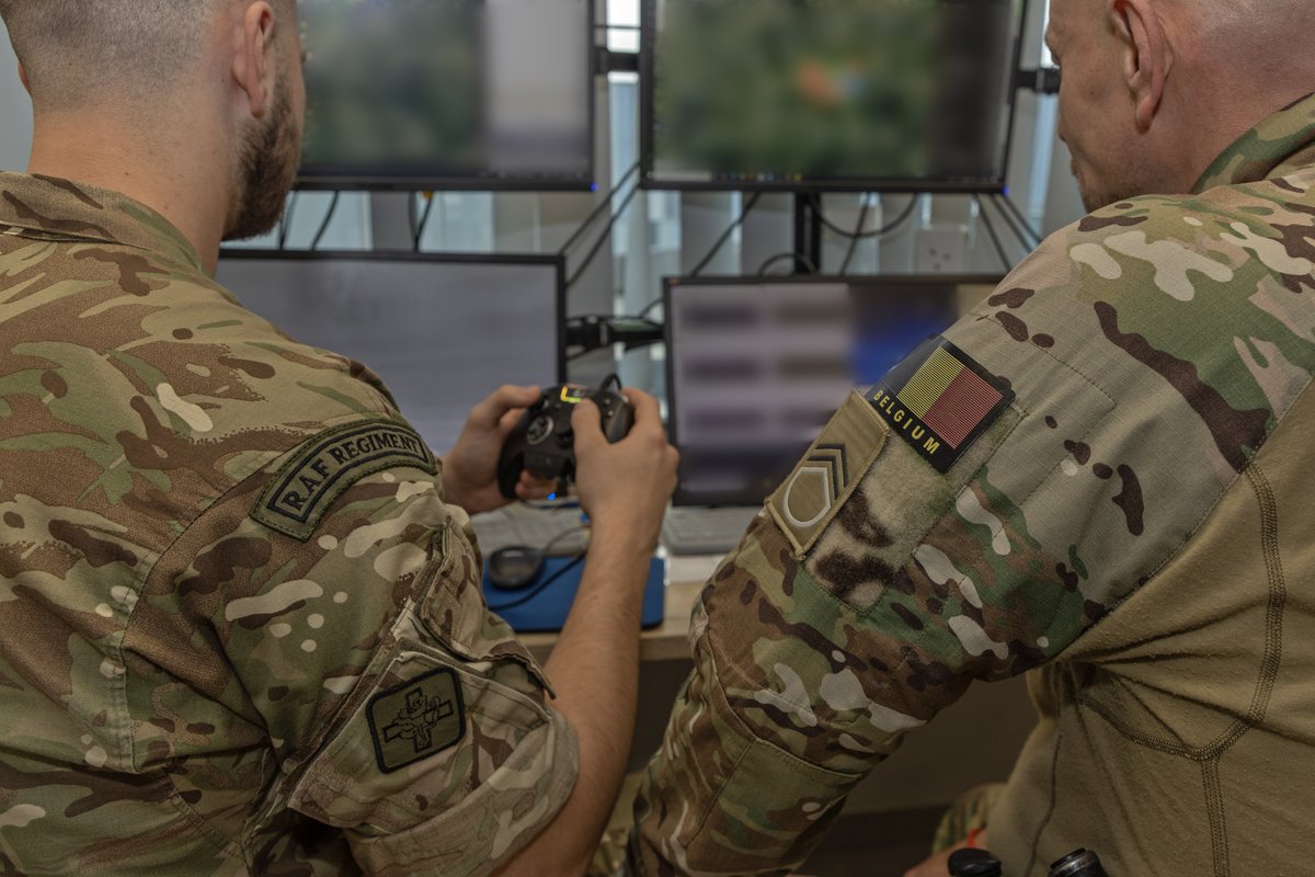 RoyalAirForce's tweet photo. How does the RAF detect and counter hostile drones? 🛑
The Counter Uncrewed Aerial Systems team works with constantly developing technology to meet the emerging threats of today’s world. https://t.co/5I2HFdvj5w