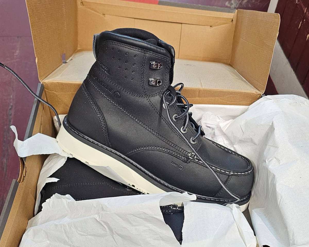 Wolverine Boots tweet media