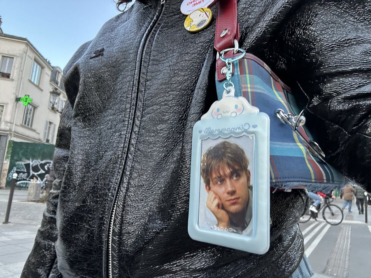 i carry him like he’s my pet dog