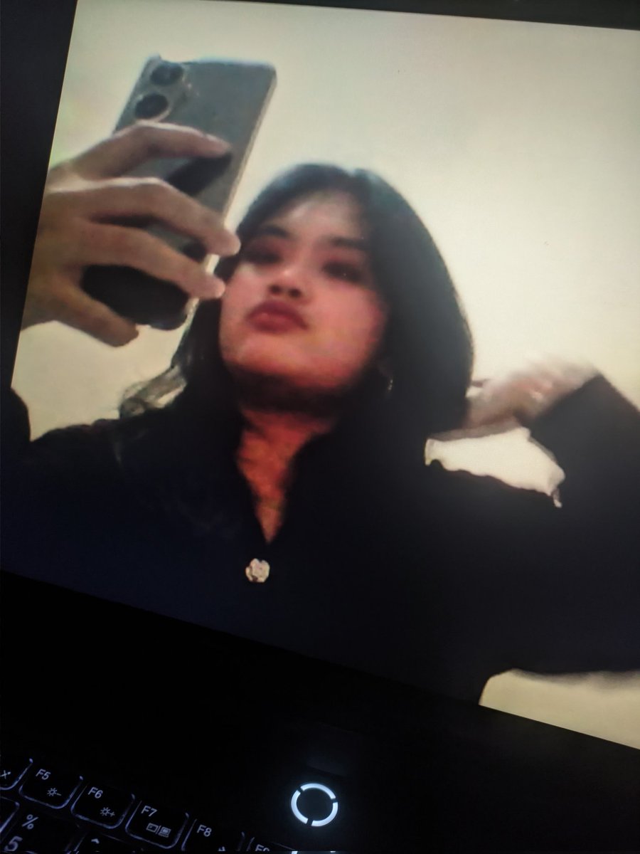 Pipinappppp's tweet photo. baddie? leak? 

Cantiknyaaaaaaaa cewe gw ANJIMMMM https://t.co/Oe4UcRxvq0