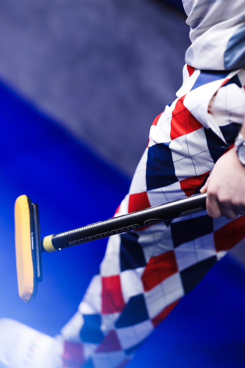 THEY’RE BAAAAACKKKK!!! 👖❤️‍🔥🇳🇴

Team Ramsfjell bring back the iconic Team Ulsrud Norwegian pants for their game against <a href="/TeamNiklasEdin/">Team Niklas Edin</a> 💙

#curling #olympics #milanocortina2026