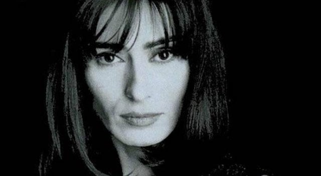 الفنانة التركية يلدز تلبه، أشهر مطربة لأغاني موسيقى "البوب" في تركيا، أعلنت عن تقديم دعم جديد لأهالي غزة، حيث تكفلت بجميع نفقات موائد إفطار لعدد 12 ألف شخص من العائلات الفلسطينية طوال شهر رمضان، "تلبه" كانت قد تبرعت قبل أشهر لغزة أيضا بمبلغ 300 ألف دولار، وإقامة مخيمين على