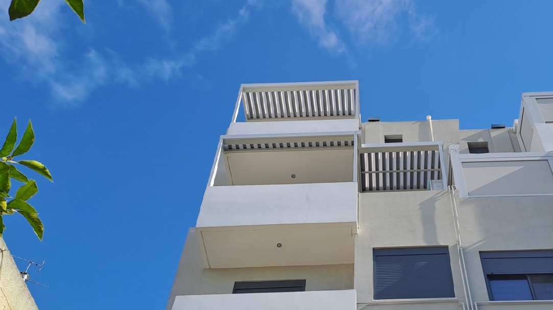 cospicon's tweet image. Σταθερές πέργκολες Cospisun στα μπαλκόνια μεζονέτας Ανθεκτική κατασκευή αλουμινίου με σύγχρονο σχεδιασμό για σκίαση και προστασία!
#Cospicon #Cospico #Cospisun #ΣταθερήΠέργκολα #Πέργκολα #Μπαλκόνι #Μεζονέτα #Κατοικία 
#ΚατασκευέςΑλουμινίου #OutdoorLiving
#Αρχιτεκτονική