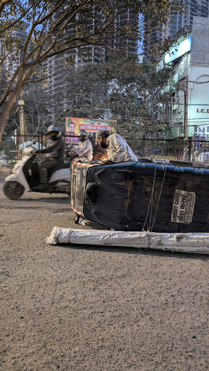 dilliwallaa's tweet photo. @DelhiPwd @iamVisheshravi @CMODelhi 
PWD complaint ID - PWD202602170169

Very serious damage on new rohtak road Karol Bagh https://t.co/cRBkllpWjR