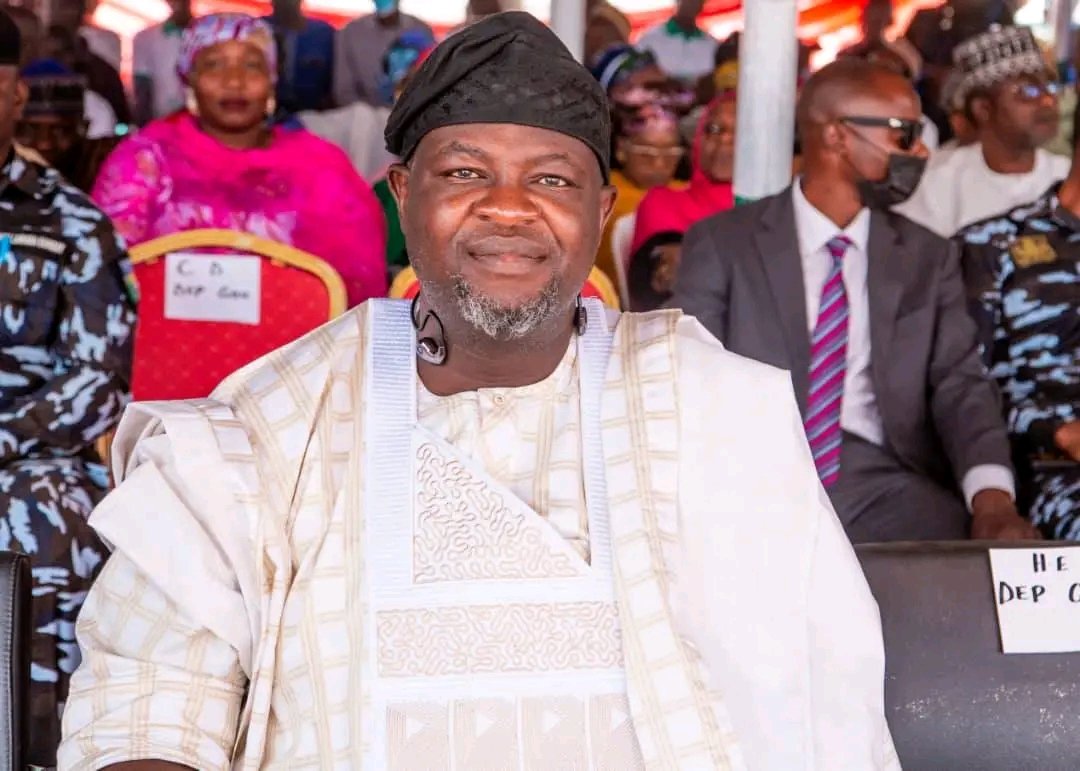 I joined His Excellency, <a href="/GovernorAUF/">Ahmadu Umaru Fintiri</a> and the Deputy Governor, Prof. Kaletapwa G. Farauta, for a comprehensive tour and Town Hall Meeting in Demsa Local Government Area. Alongside the PDP State Chairman, my honorable colleagues in the House, and top government officials, we