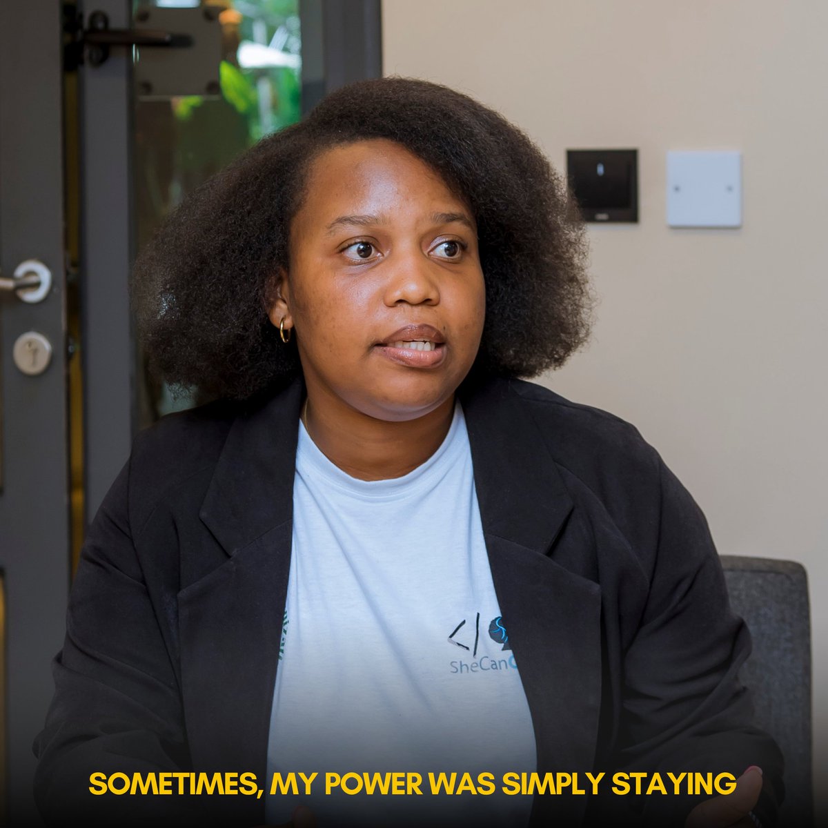 igirerwanda's tweet image. Check out Raissa's story, sharing her beautiful and challenging path, becoming golden moments that carry her. Check all the images on our instagram and read more about the story on our website blog: igirerwanda.org/blog

#DSEProgram #SheCanCode #SuccessStories