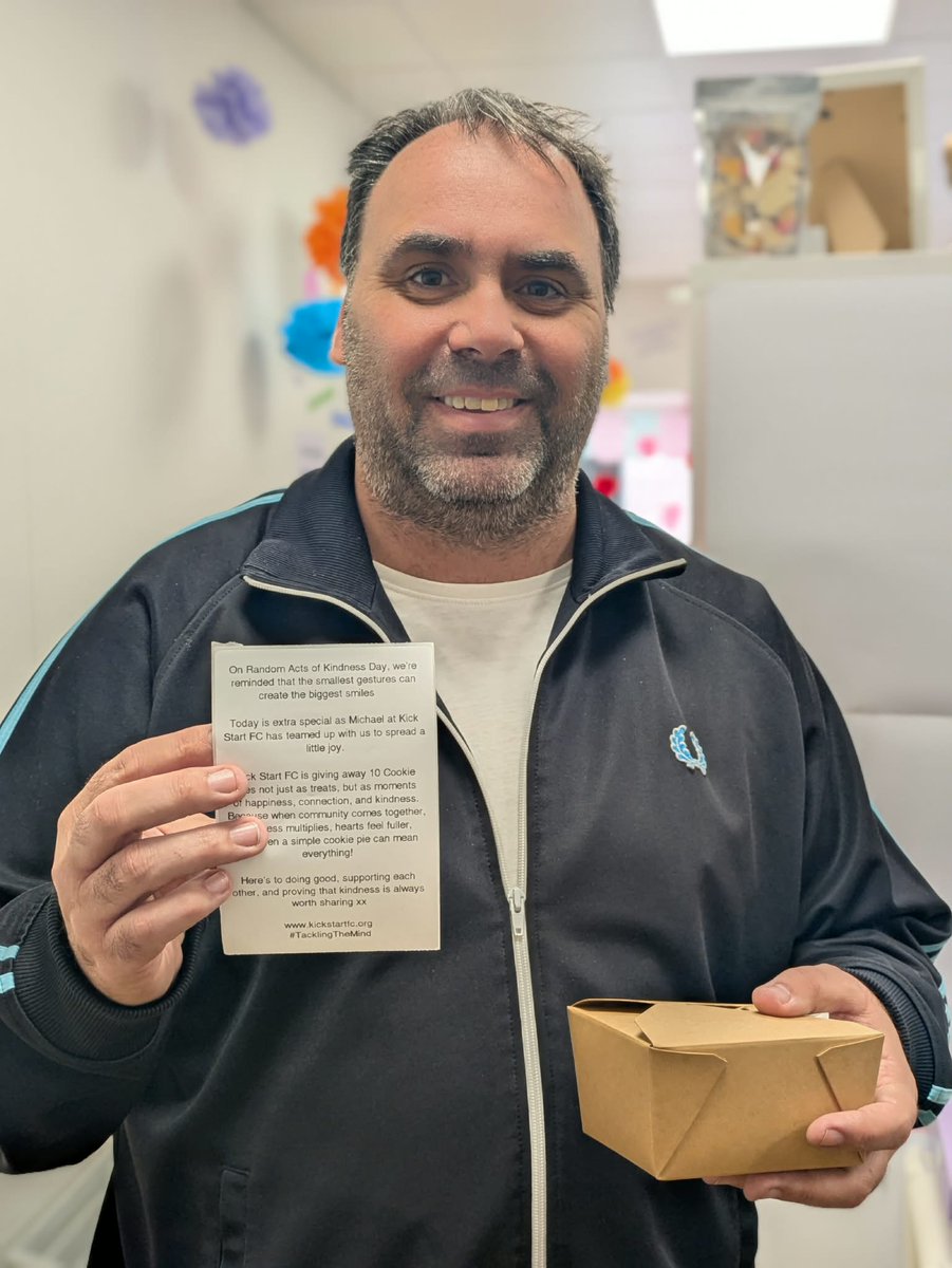 Kick_Start_FC's tweet photo. Today was Random Acts of Kindness Day, and we teamed up with the amazing crew at Go Fudge Yo'self to spread a little joy!

Throughout the day, we handed out free slices of their delicious cookie pies because sometimes the smallest gesture can give someone a moment of happiness 💛 https://t.co/WstVkfWE3q