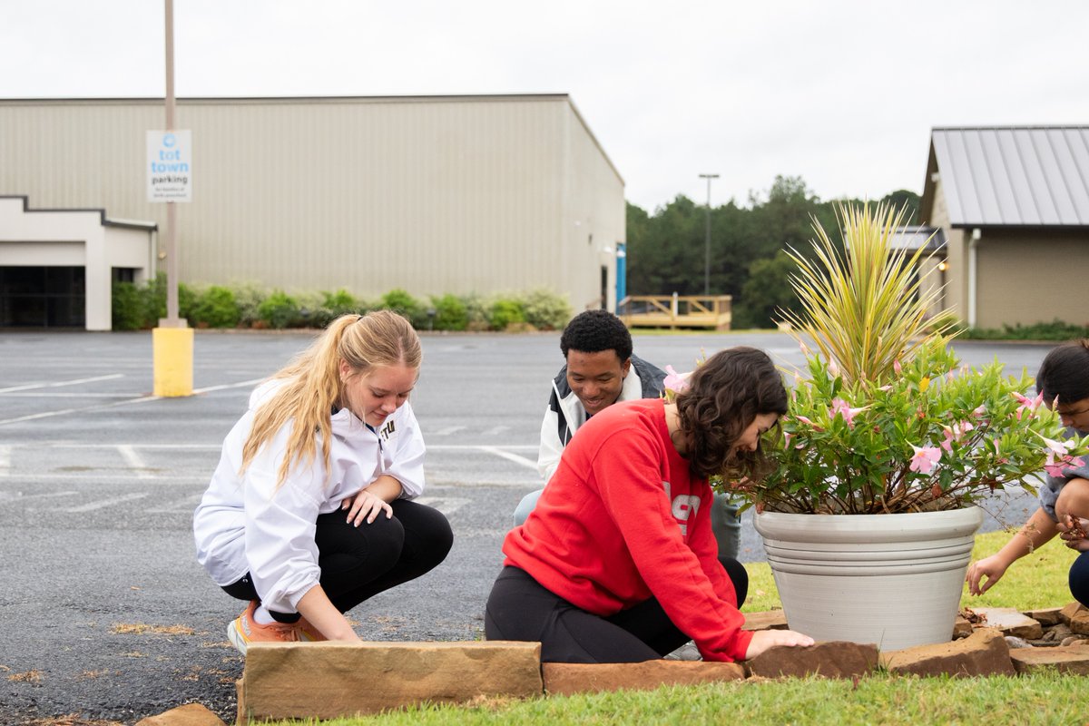 East Texas Baptist University tweet media