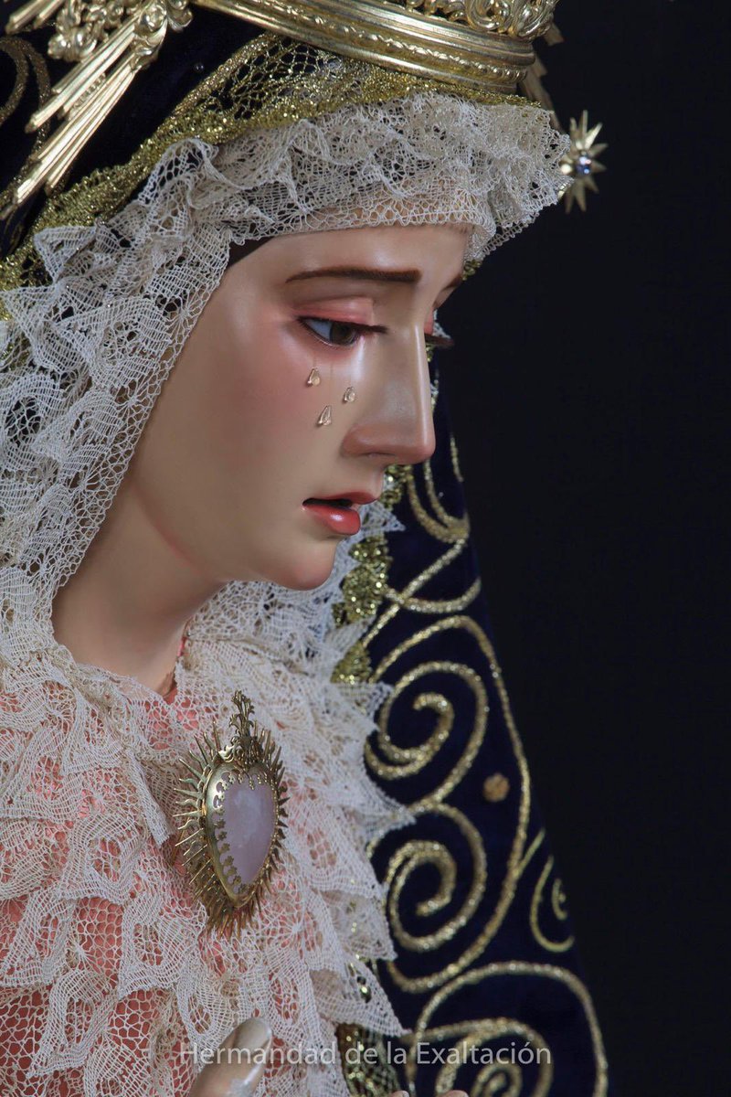 María Santísima de la Concepción ya luce vestida de cara a los Solemnes Cultos que nuestra Hermandad celebrará la próxima semana. 

📸 Fotografías de D. Luis Serna Roldán. 

➡️ Galería completa en nuestra página web.

#ConcepcióndeLasViñasCoronada