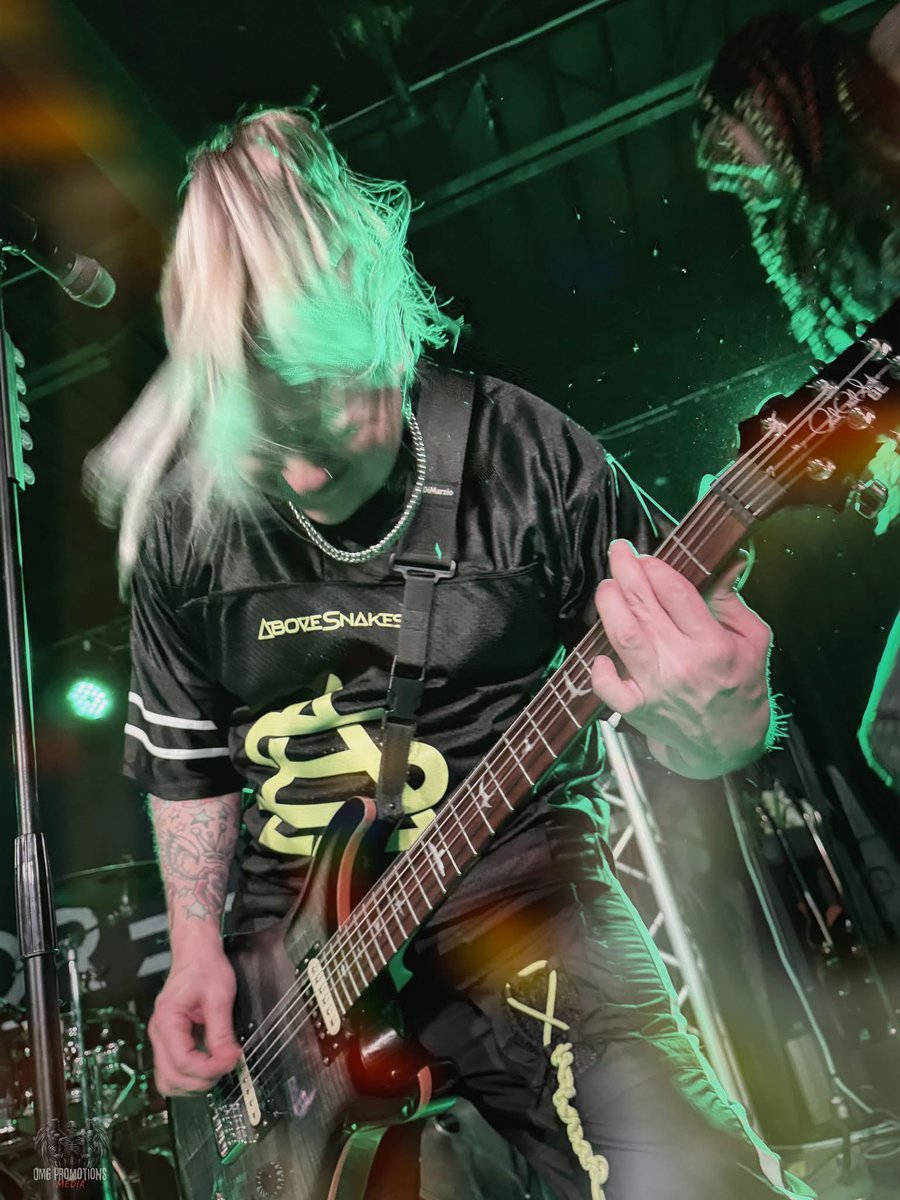 Abovesnakesband's tweet photo. https://t.co/25BOAoE78O