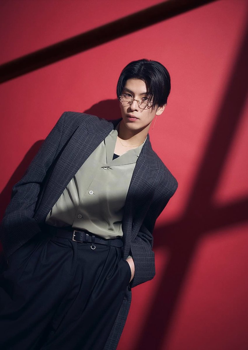 RT @mako729zz: サンデー毎日 2026年3/1号 #長谷川慎 表紙&巻頭