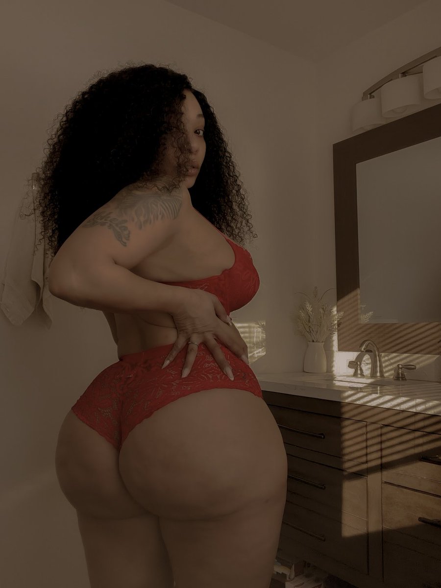 goothbooty's tweet photo. Lindo martes.

#FreeRol #SexRol https://t.co/7Sg93v8cRK