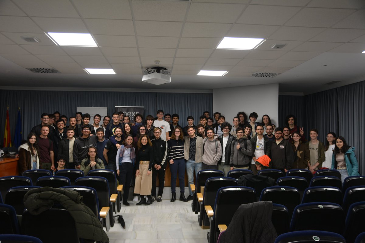 Club de Algoritmia de la Universidad de Sevilla tweet media