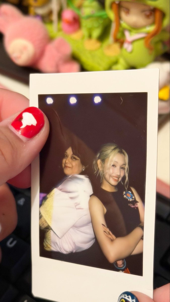 notyourkkslider's tweet image. ✈️ to Dallas for #EverlastTour and 📸w/Gehlee! An amazing and unforgettable experience, she said “I recognize this outfit!” While smiling warmly! 💕 My outfit was inspired by her #swicy outfit but a plus size version so not exactly the same!🙈#UNISinUSA #gehlee #UNIS