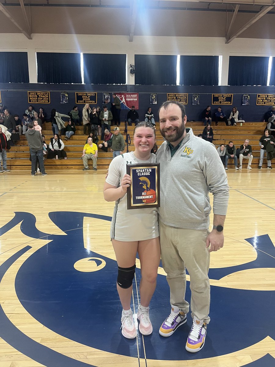 CoachMisky's tweet photo. Last day at the @spartan_classic. 53-31 win over Pentucket. 

Tatum has 7 3 pointers to lead all scorers with 23. 

Katie earns all tournament with an impressive showing on both sides of the ball all tournament long. https://t.co/STBYCipVMu