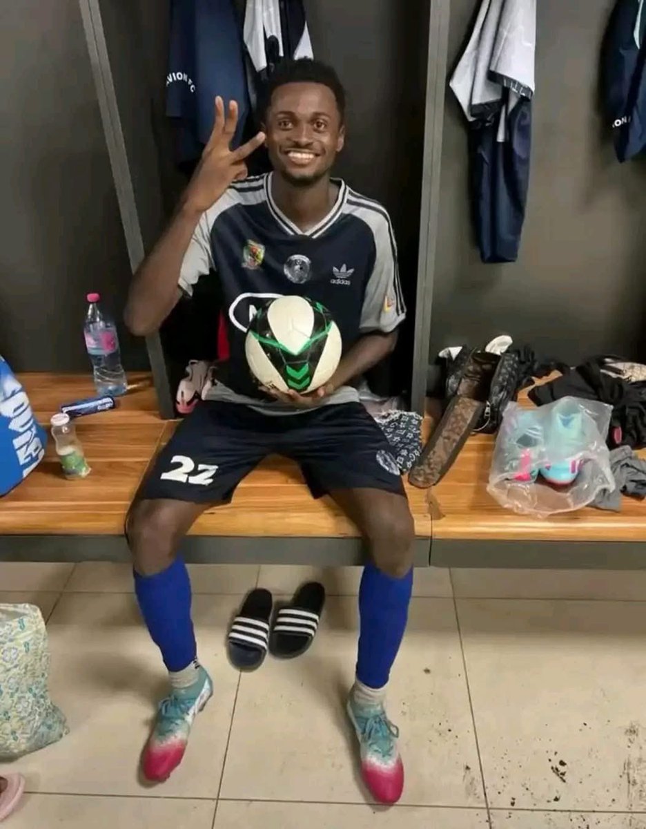 TIMBA NOÉ s’est  illustré ce week-end en claquant un triplé lors de la victoire 4-0 d’Avion Academy sur l’union sportive d’Abong Bang à l’occasion de la J3  de la MTN élite Two.

Sur ses deux derniers matchs  :

⚽️⚽️⚽️ vs USA
🎯⚽️.      vs TKC 

2 matchs , 4 buts 2 PD
