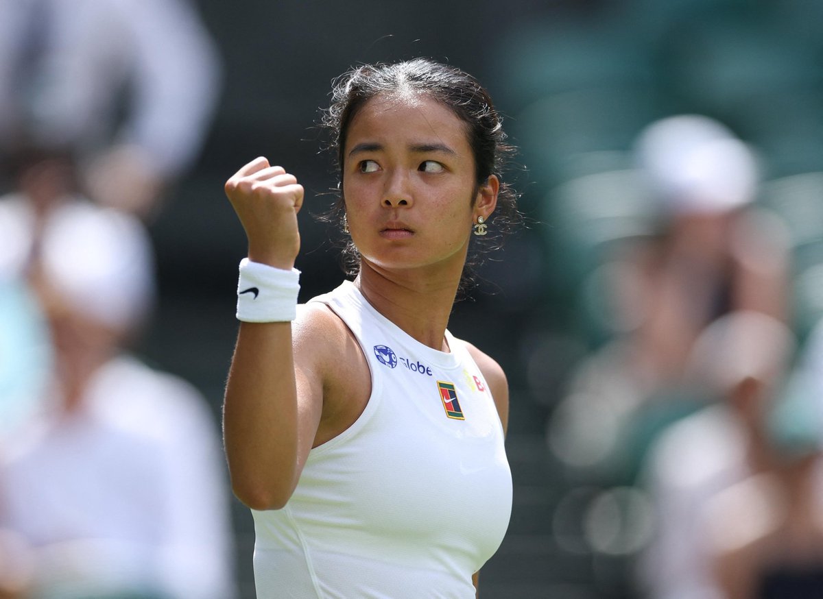 ALEX EALA 🇵🇭 DEFEATS WORLD NO. 8 JASMINE PAOLINI 🇮🇹 AND REACHES THE ROUND OF 16 IN DUBAI 🇦🇪 FOR THE FIRST TIME 👏

After Madison Keys and Iga Swiatek in Miami last year, Alexandra Eala has added a third Top 10 player to her draw, defeating Paolini in Dubai in 2 sets, 6-1, 7-6.