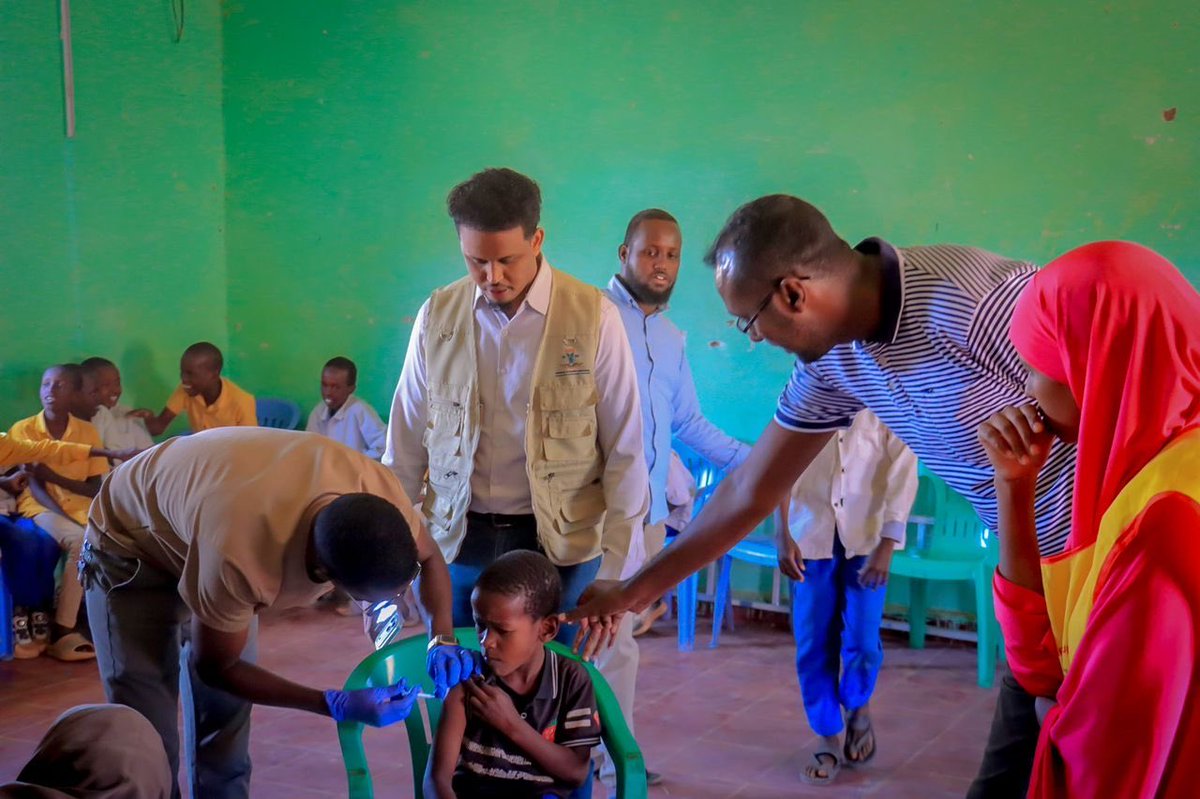 MoH_Galmudug's tweet image. A large-scale vaccination campaign against diphtheria has been launched in seven districts of Galmudug, focusing on children under the age of 15.

@unicefsomalia @WHOSom