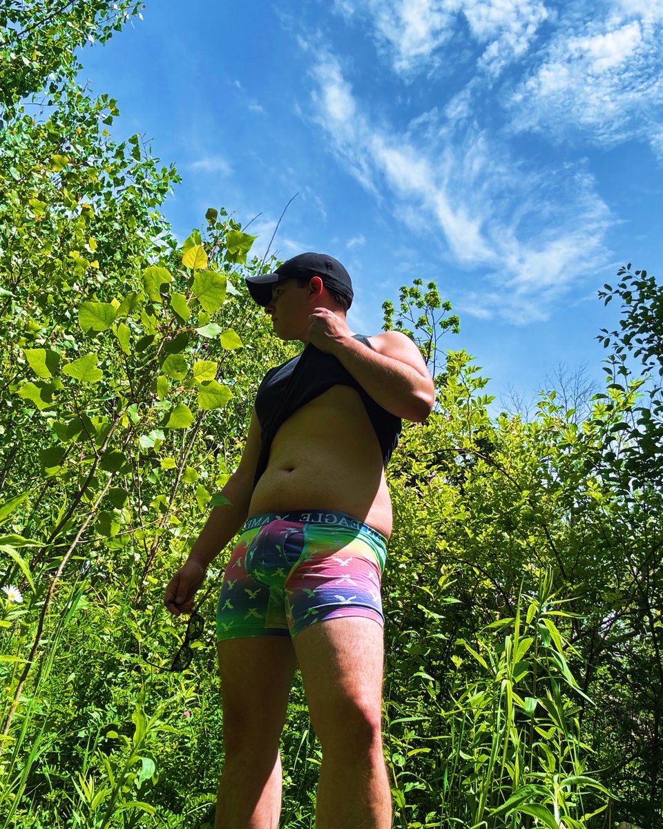 j_mn951's tweet photo. want the warm weather back to go explore the woods and have some fun 😈 😈 https://t.co/emcz5CfUGP