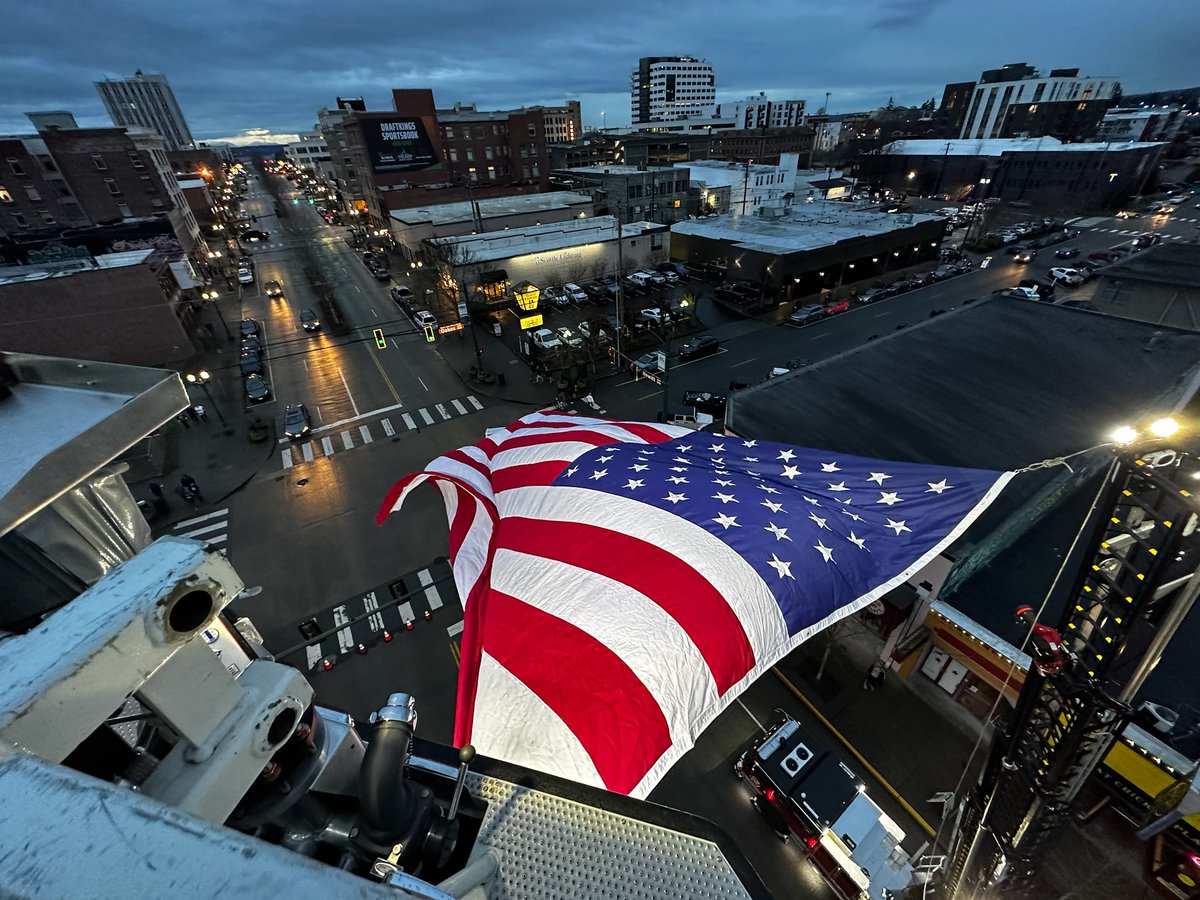 Everett Fire WA tweet media