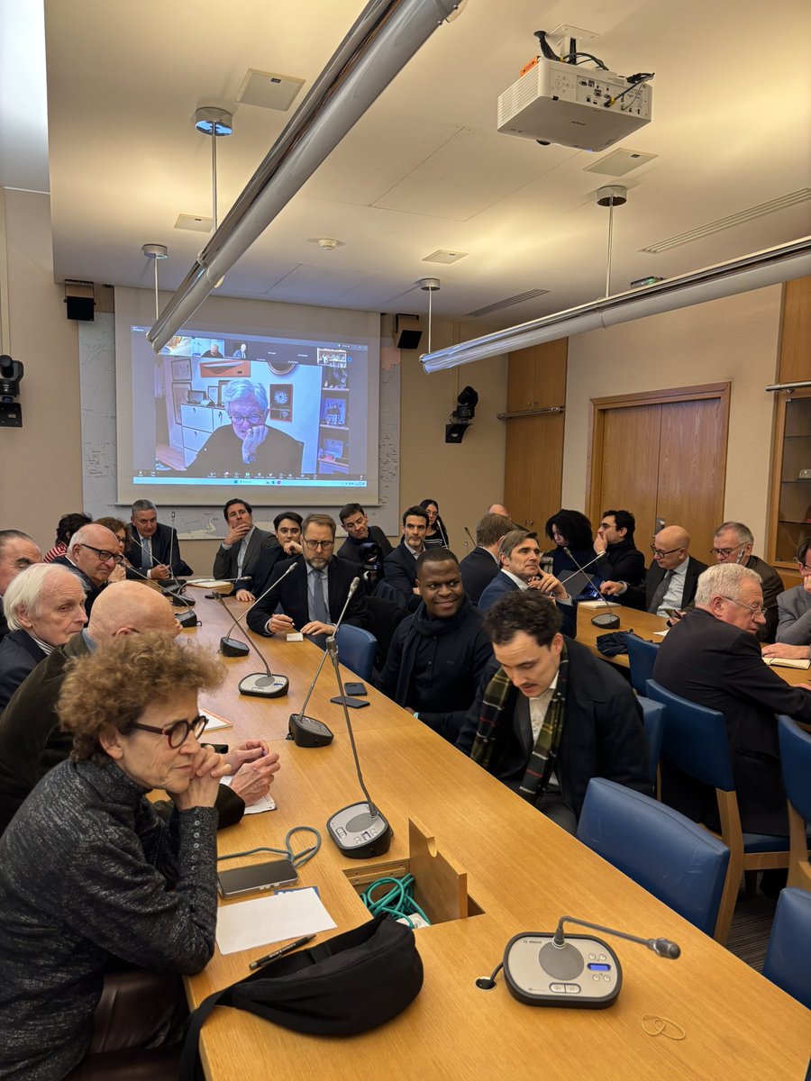 Avenir Transports tweet media