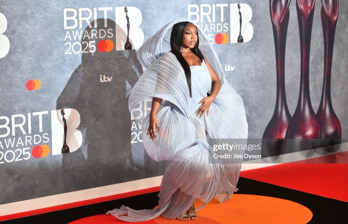 An Icon yall will never make me hate her❤️

#LoveIsland